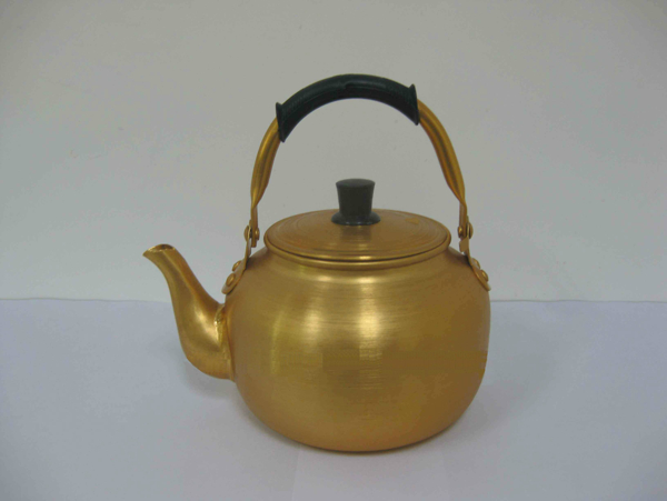 黄铜手提茶壶图片