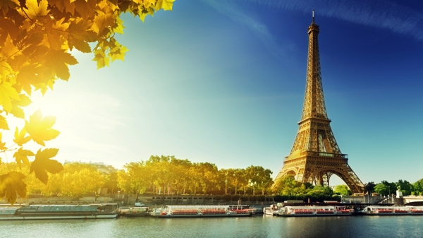 巴黎埃菲尔铁塔法国秋季旅行旅游