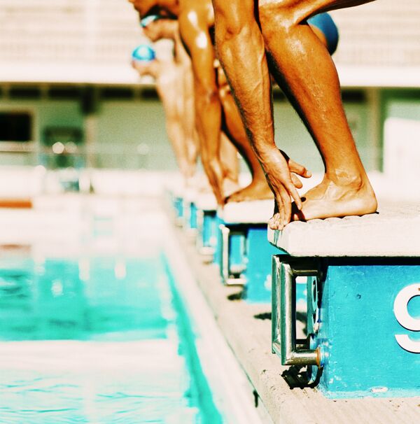 游泳运动图片