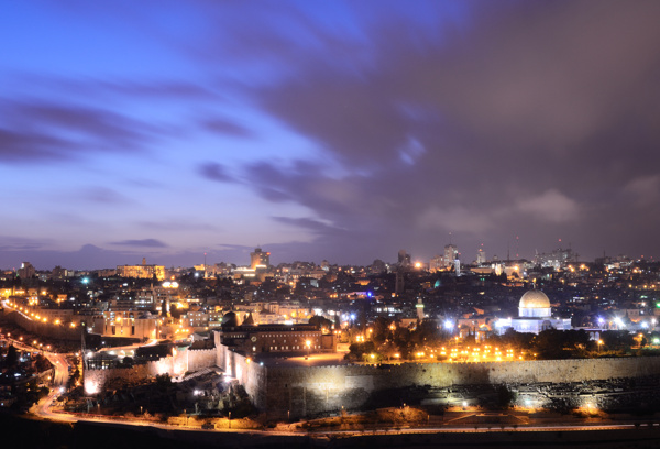 耶鲁撒冷夜景图片