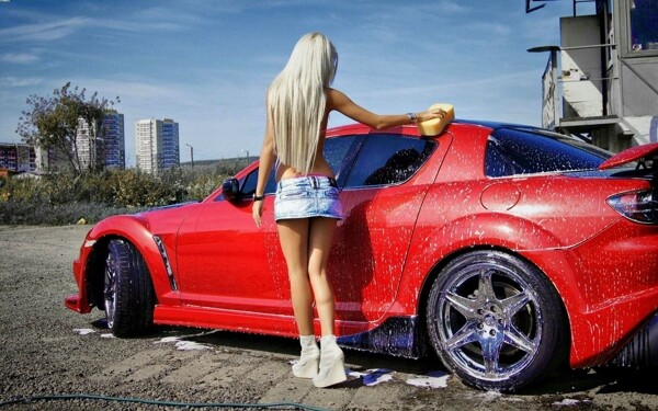 洗车女郎图片