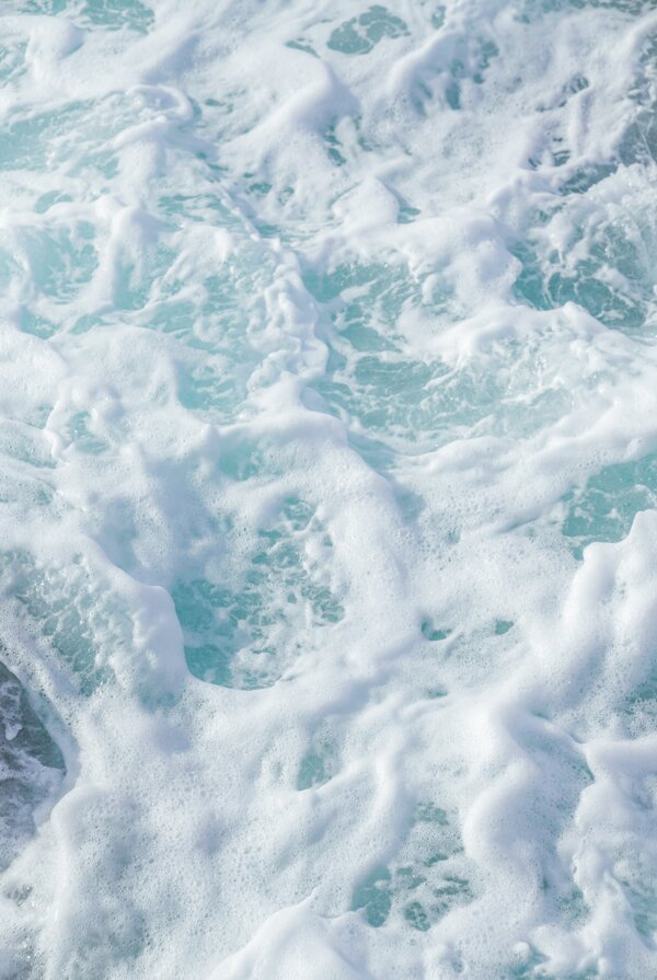 海浪泡沫图片