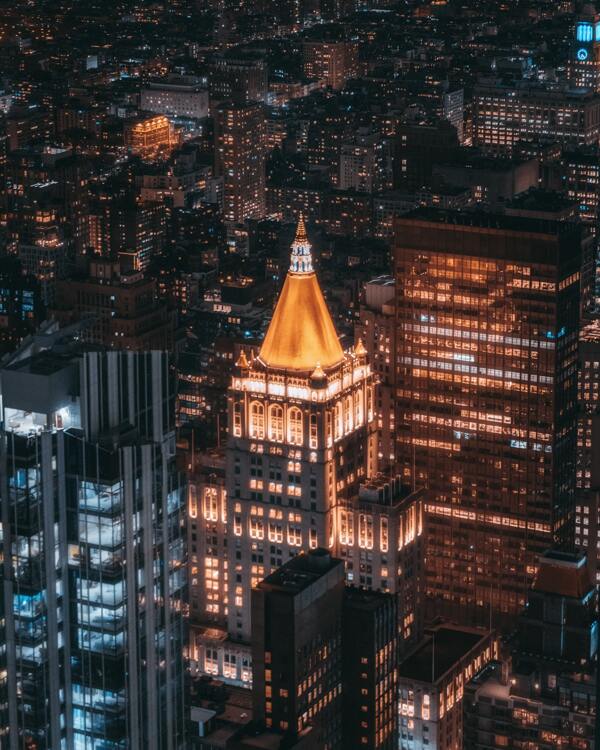 酷炫黑夜城市图片