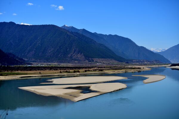 雅魯藏布江風景