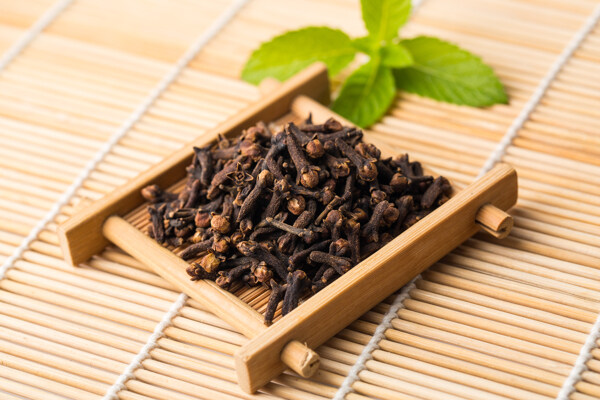 公丁香