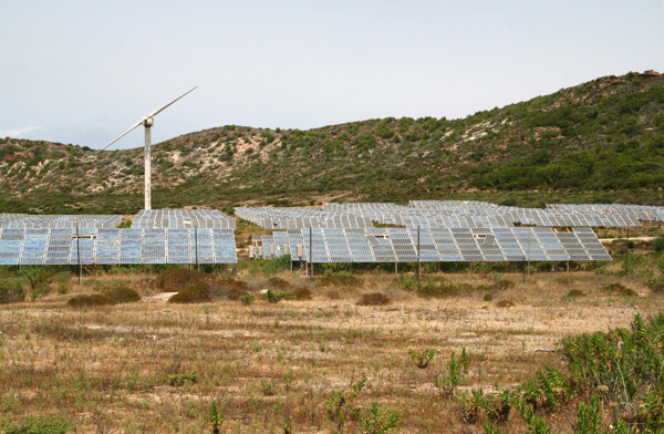 太阳能发电厂图片