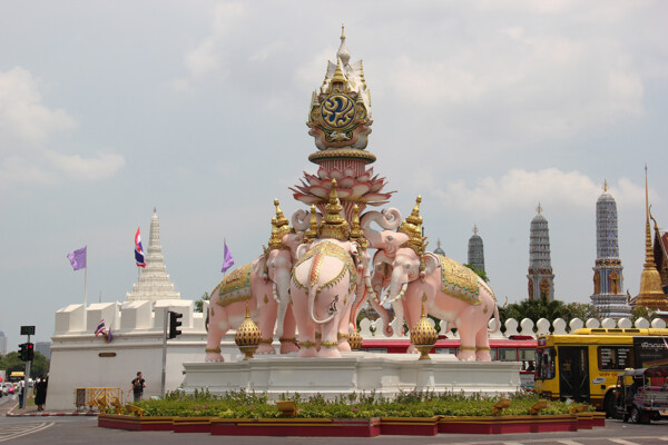 曼谷大象雕塑风景图片