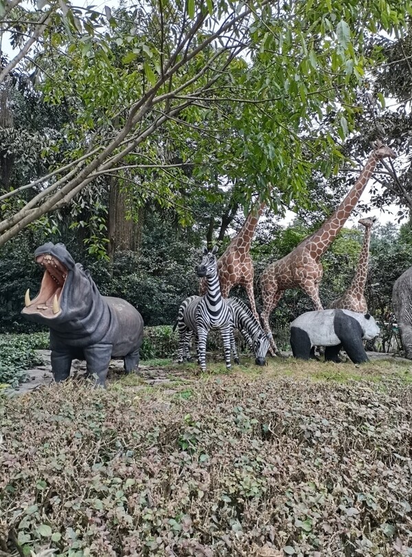 动物园雕塑图片