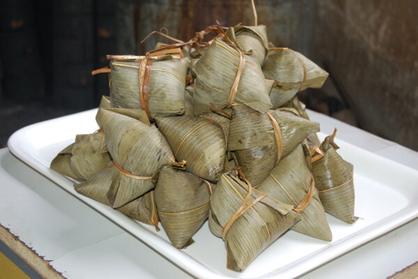 傳統(tǒng)美食肉粽圖片