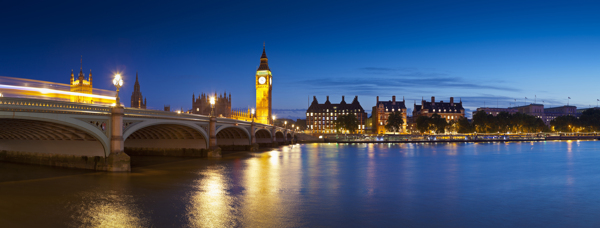 伦敦威斯敏斯特大桥夜景高清图片