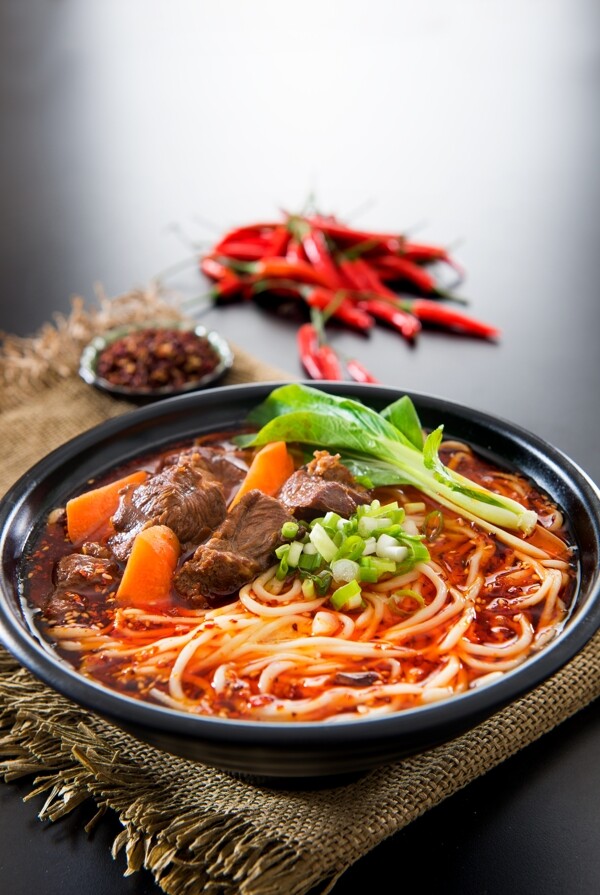 香辣牛肉面圖片