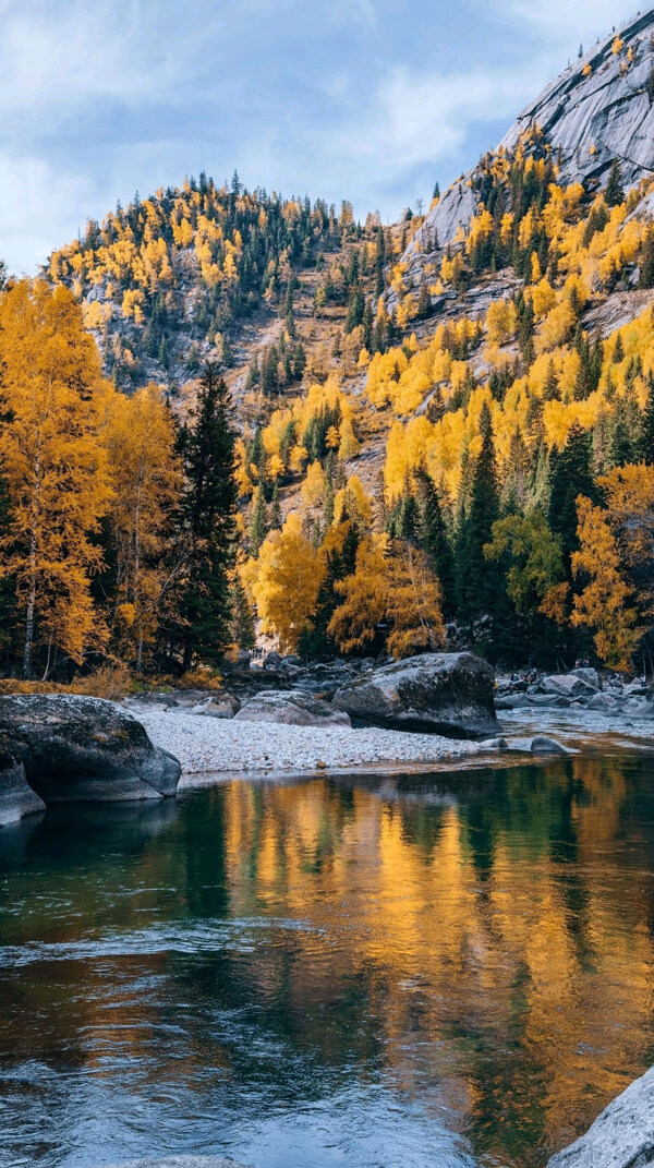 大山里的秋天图片
