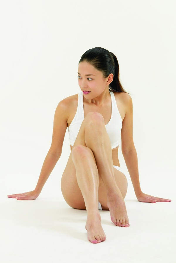 休息的性感美女圖片