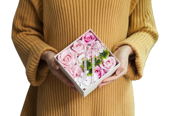 浪漫的情人节鲜花礼盒png素材