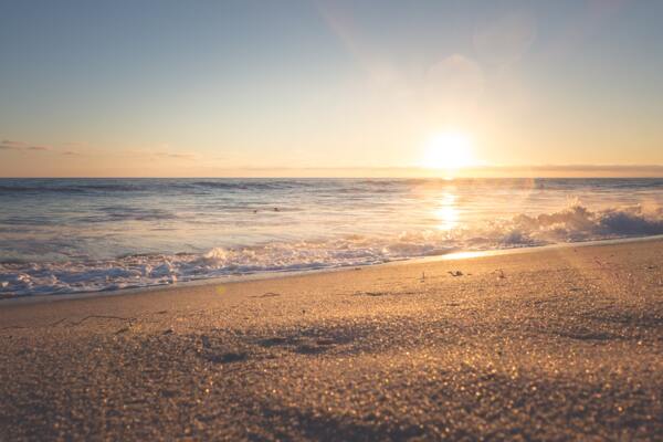 海水海岸沙滩夕阳