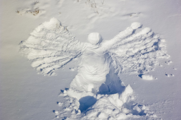 雪中的天使