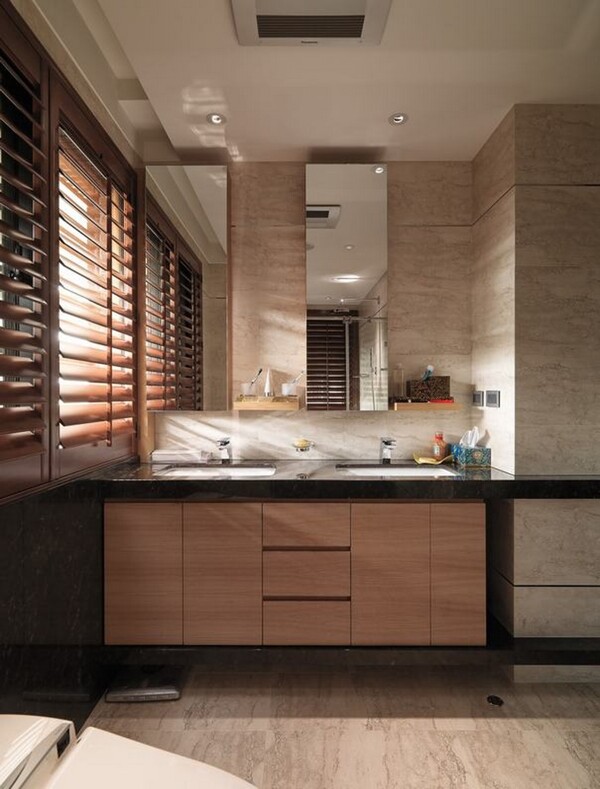 现代时尚浴室褐色百叶窗室内装修效果图