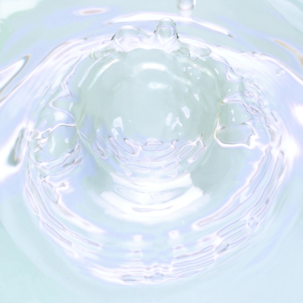 滴水水滴水珠晶莹剔透透明纹理肌理涟漪波纹水波荡漾广告素材大辞典