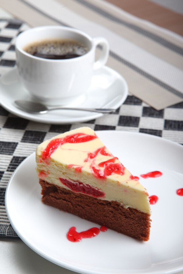 草莓乳酪蛋糕图片