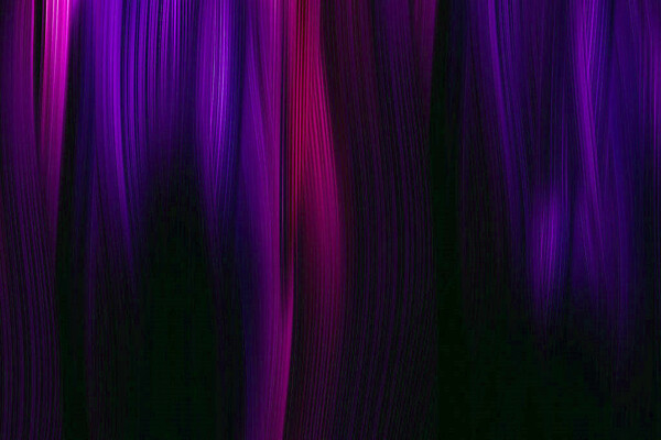 紫色动感流线图片