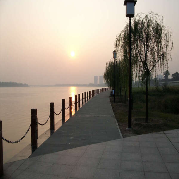 汉江河堤图片