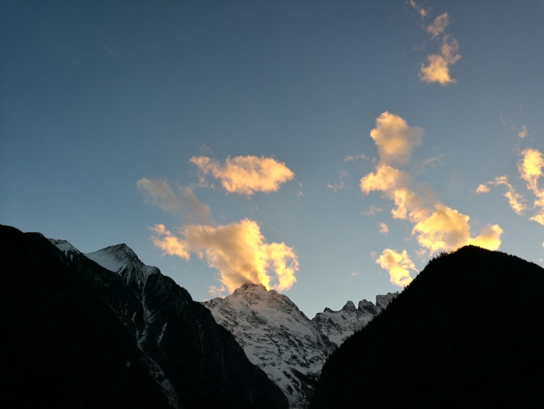 白龙雪山