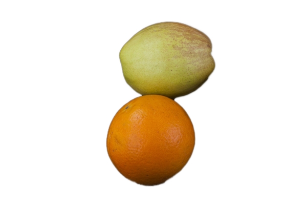 一个香梨和一个橘子