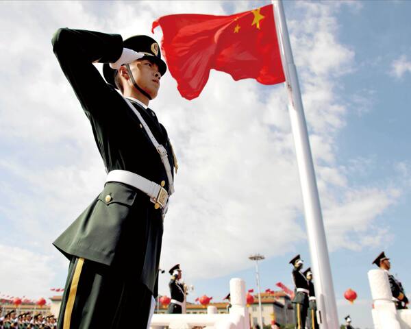 天安门升旗图片