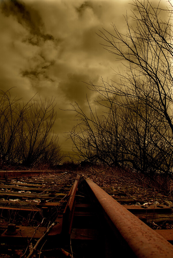 老旧铁路01图片