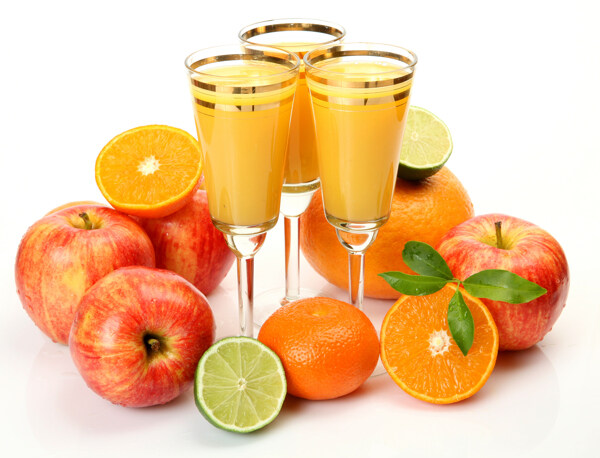 橙汁与新鲜水果图片