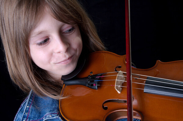 小提琴手图片