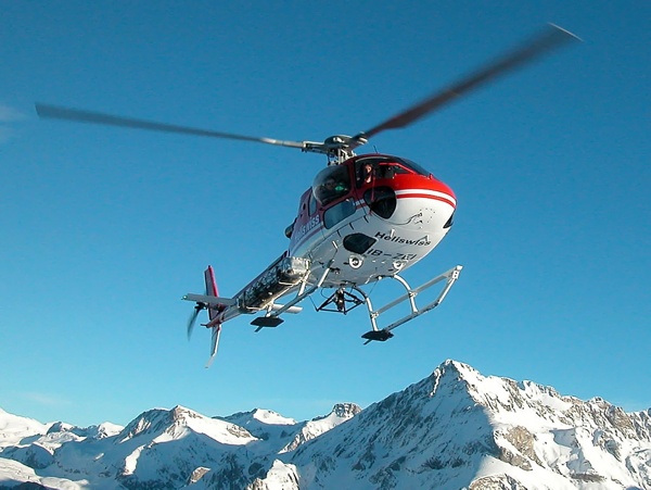 高清直升飞机背景图片素材