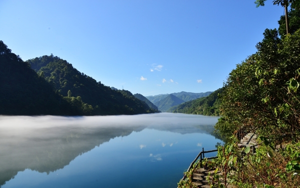 小东江之晨