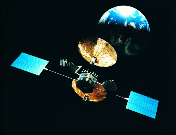 卫星通信科技信号发射锅