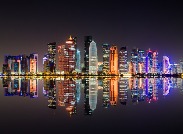 迪拜高楼夜景