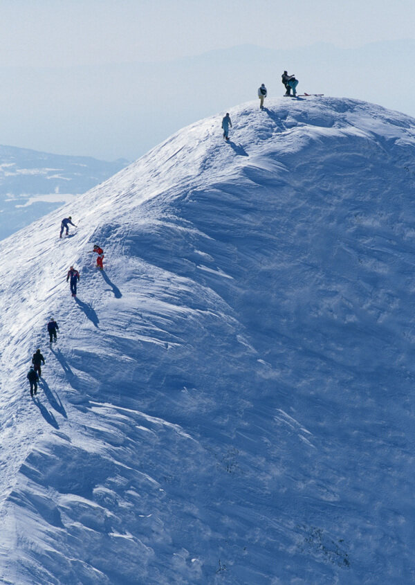 体育运动滑雪登山图片