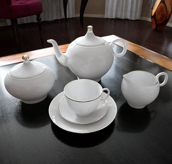 白色瓷器茶杯图片