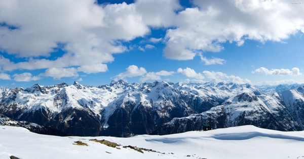 雪山群山天空云彩风景