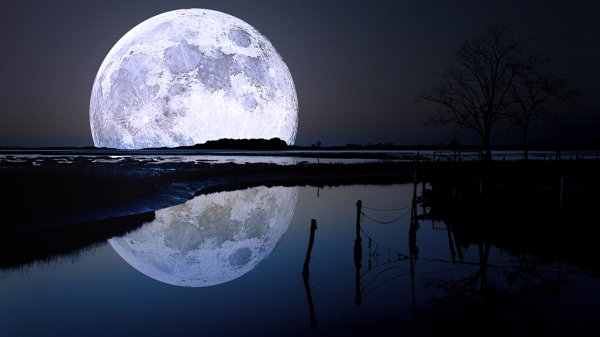 夜晚的月亮风景图片