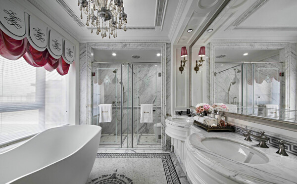白色调欧式浴室装修效果图
