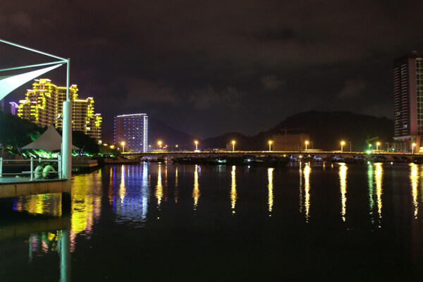 夜景三亚河图片