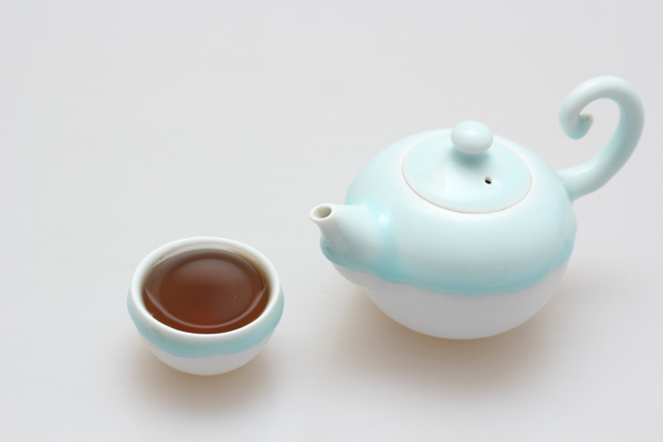 茶壶与水杯
