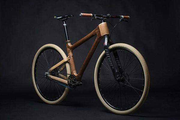 简单至极的木质单车