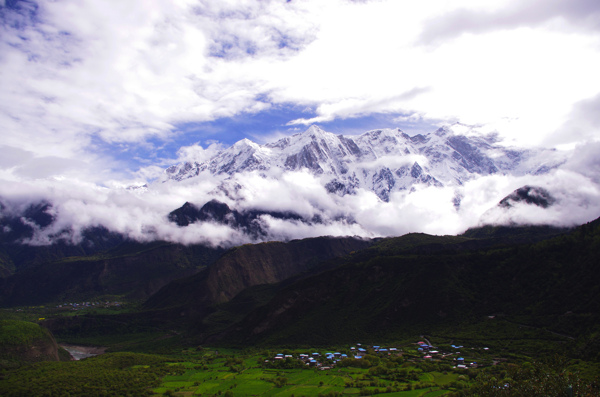 雅鲁藏布大峡谷风景