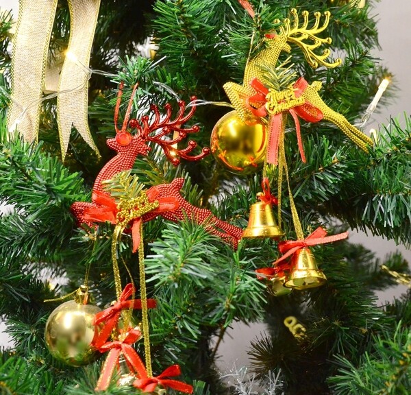 圣诞树挂饰麋鹿铃铛图片