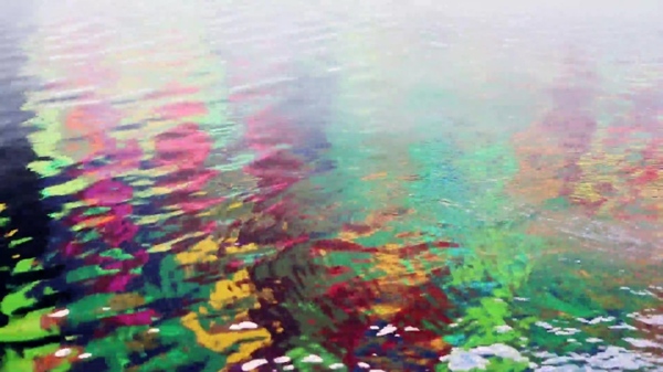彩色河面视频背景