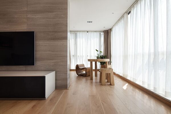 现代清新客厅褐色花纹电视背景墙室内装修图