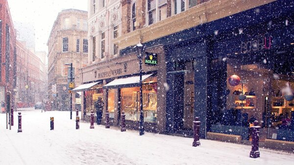 城市雪街景图片