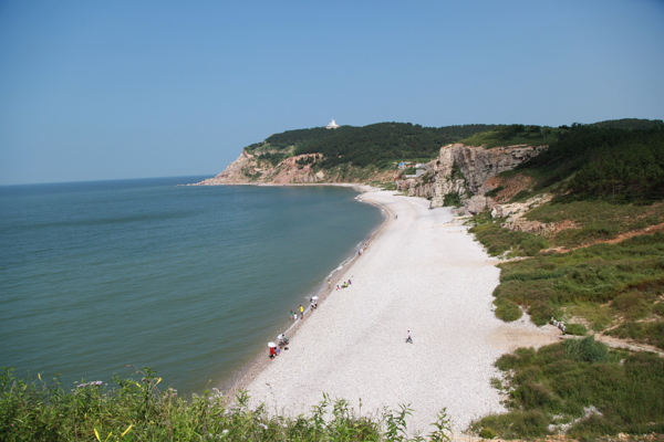 银色海滩图片