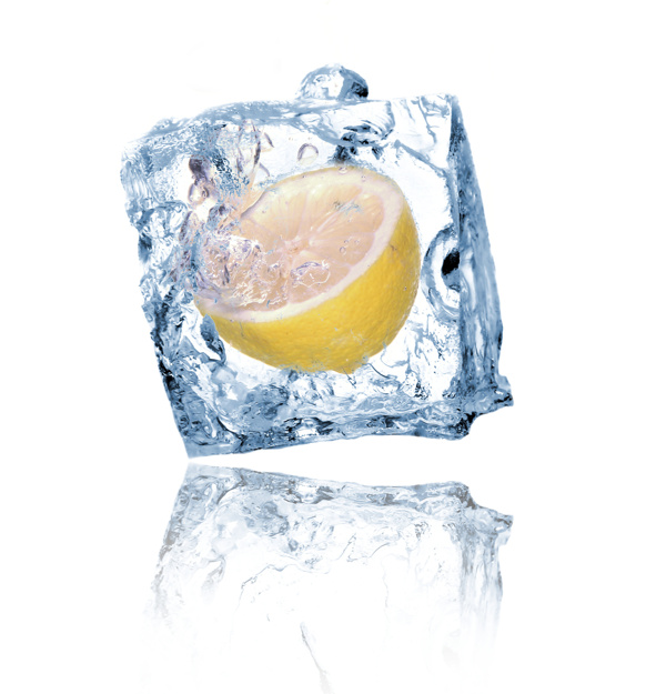 冰中柠檬图片